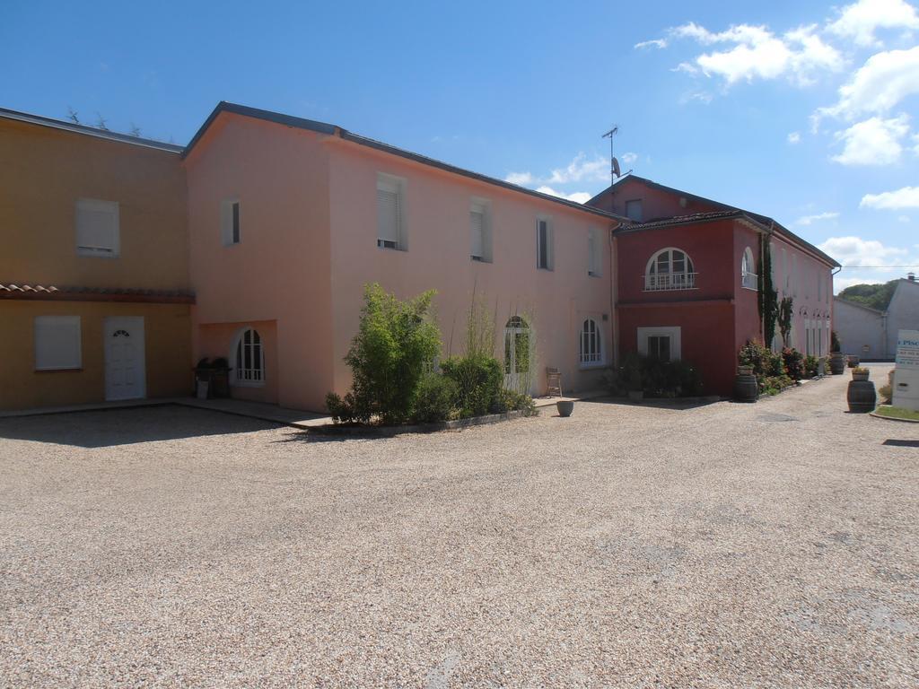 Hotel Castel D'Olmes Tabre 외부 사진