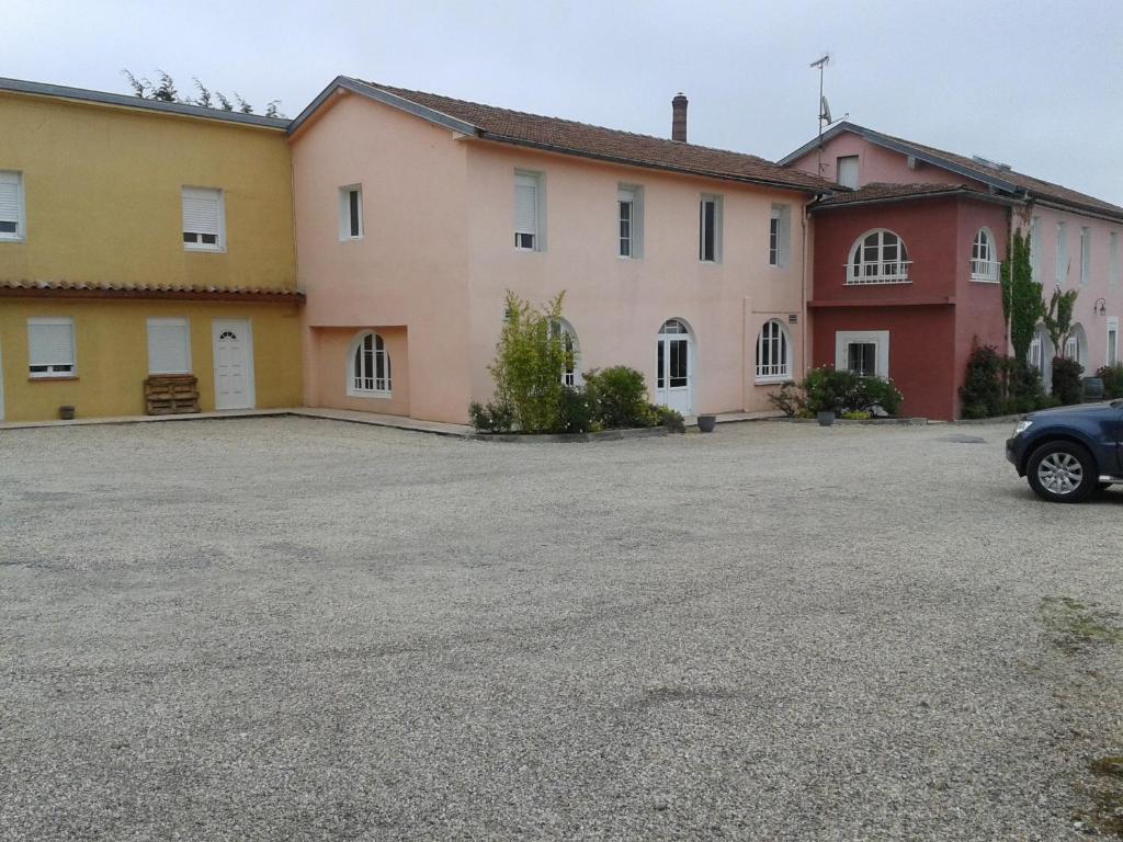 Hotel Castel D'Olmes Tabre 외부 사진
