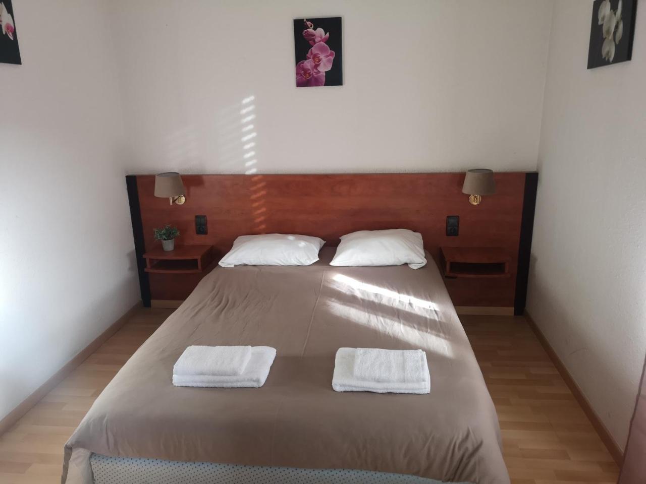 Hotel Castel D'Olmes Tabre 외부 사진