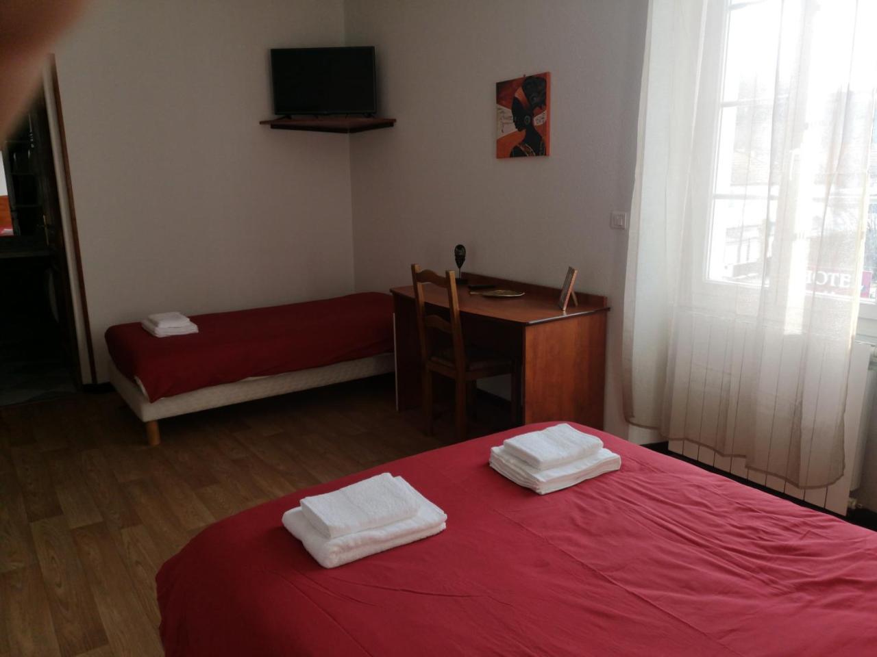 Hotel Castel D'Olmes Tabre 외부 사진