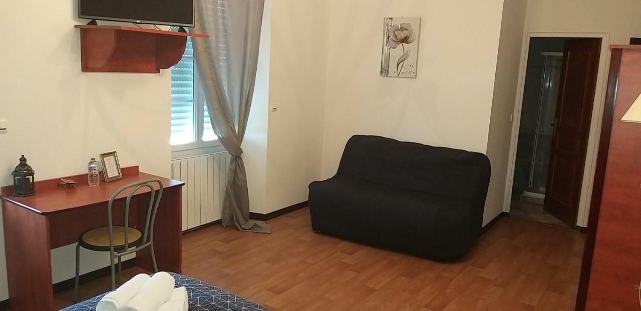 Hotel Castel D'Olmes Tabre 외부 사진
